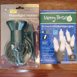 🎄"Ready for the Holidays" Merry Brite LED Mini-Style Lights & Floodlight Holder